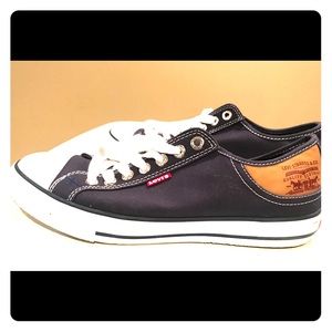 Levi Converse style tennis shoes.